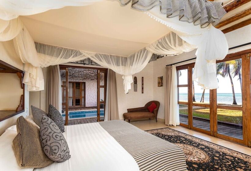 فندق Karafuu Beach Resort & Spa