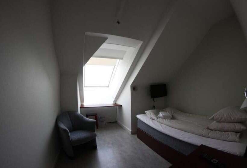 בית מלון כפרי Kupolen