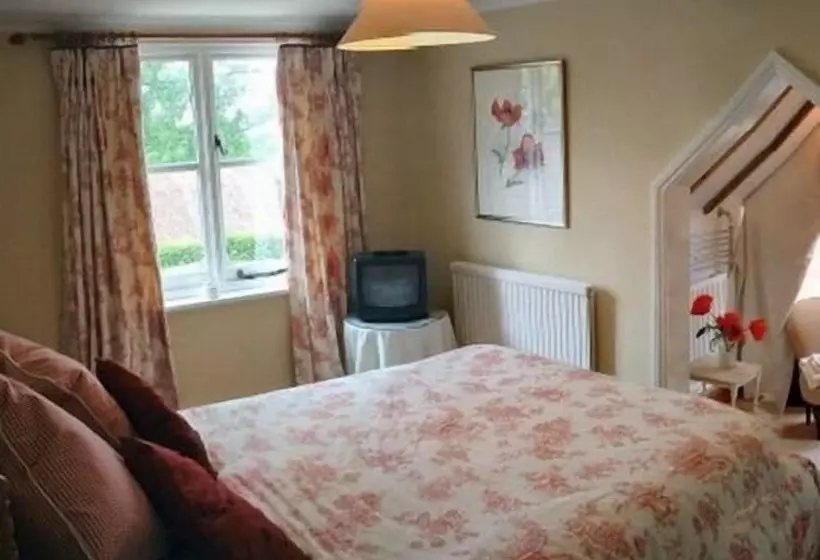 ホテル Little Tidebrook Farm