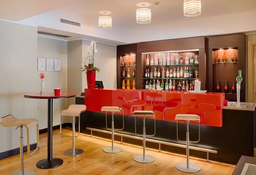 هتل NH Collection Roma Giustiniano