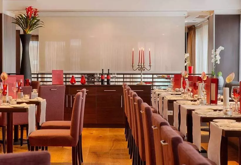 هتل NH Collection Roma Giustiniano