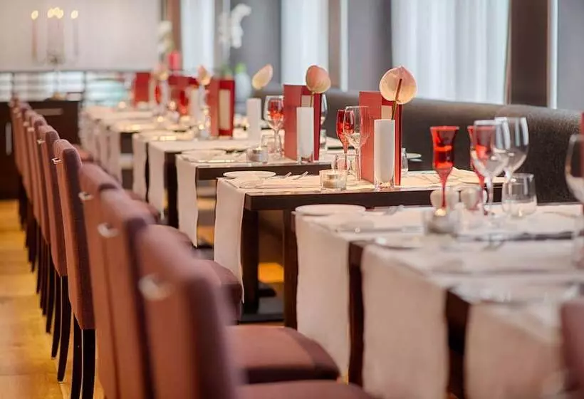 هتل NH Collection Roma Giustiniano