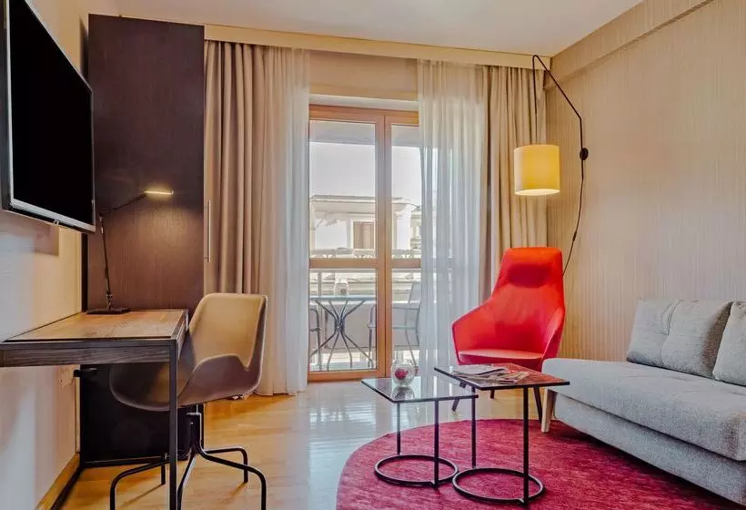 هتل NH Collection Roma Giustiniano