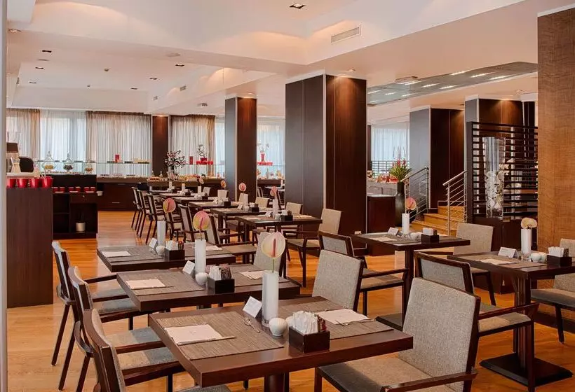 هتل NH Collection Roma Giustiniano