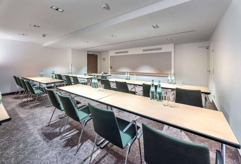 Hotelli Park Inn By Radisson Nurnberg