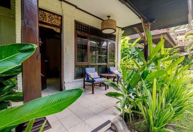 호텔 Ramayana Candidasa Beach Resort