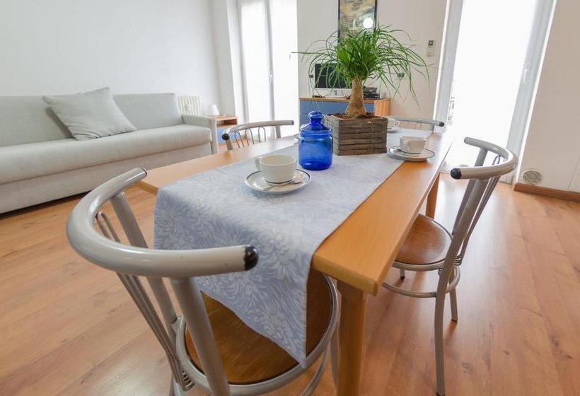 ホテル Residenza Adelaide