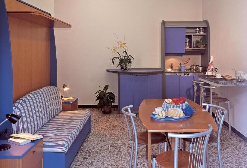 ホテル Residenza Adelaide