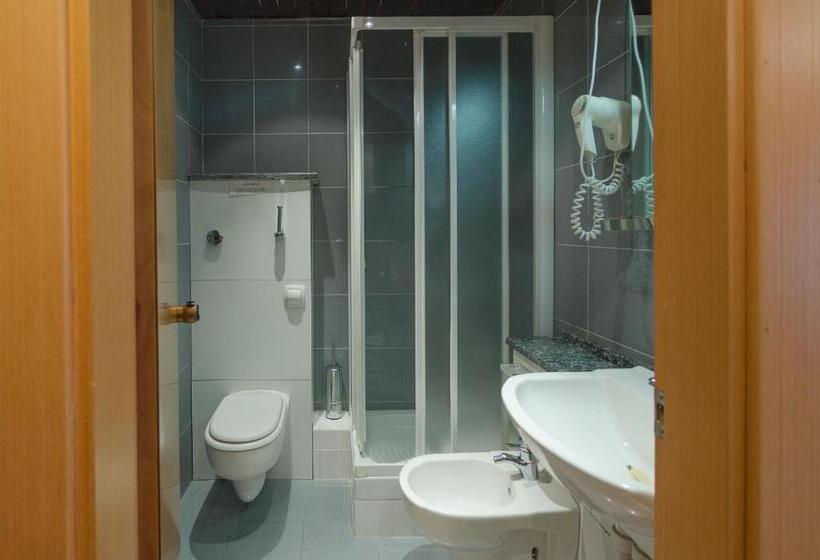 ホテル Residenza Adelaide