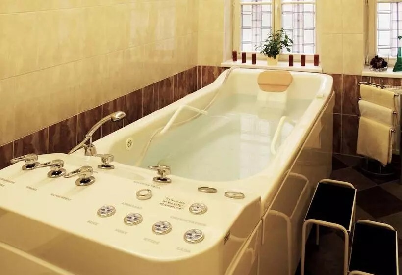 هتل Residence Romanza