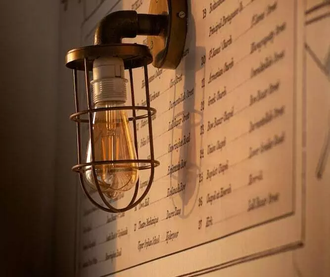 호텔 Polo Floatel Kolkata