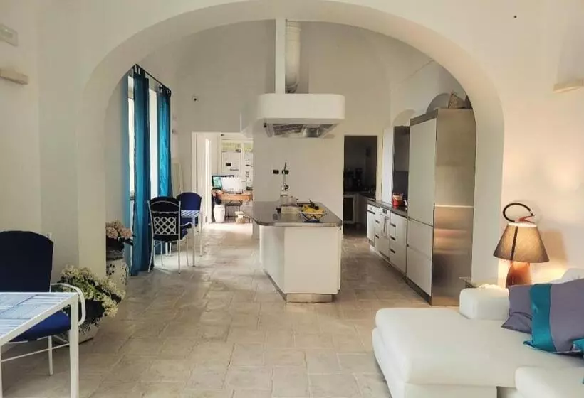 Отель Villa Lara