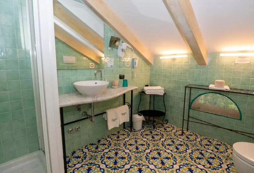 Отель Villa Lara