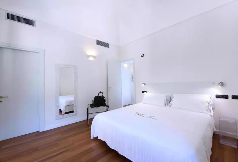 Отель Villa Lara