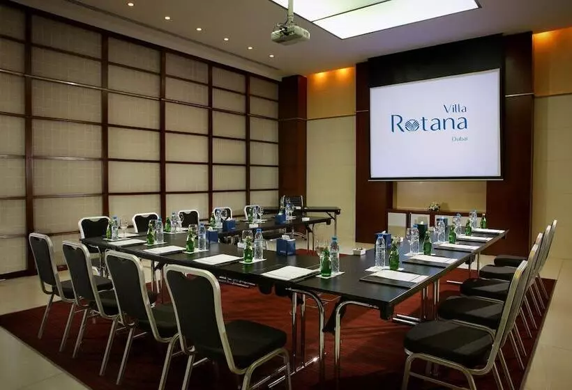 هتل Villa Rotana