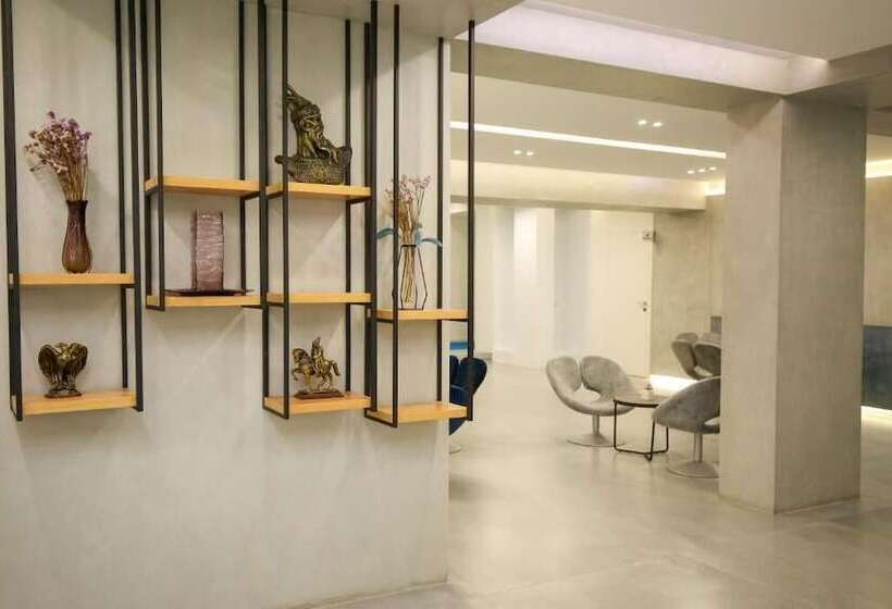 호텔 Vlora International