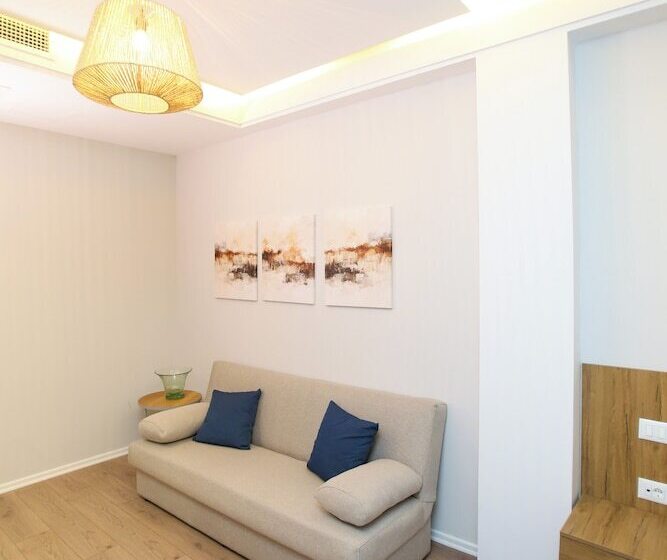 호텔 Vlora International