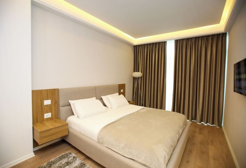 호텔 Vlora International