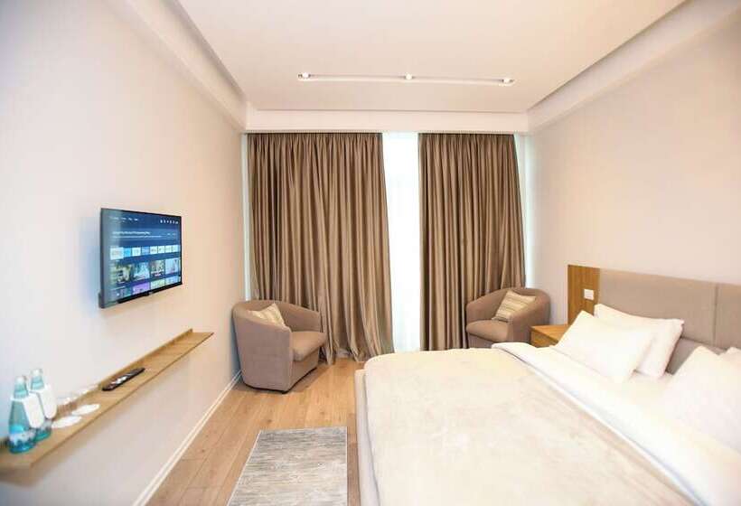 호텔 Vlora International