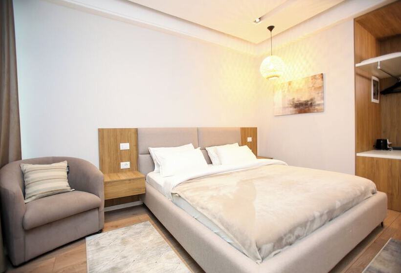 호텔 Vlora International