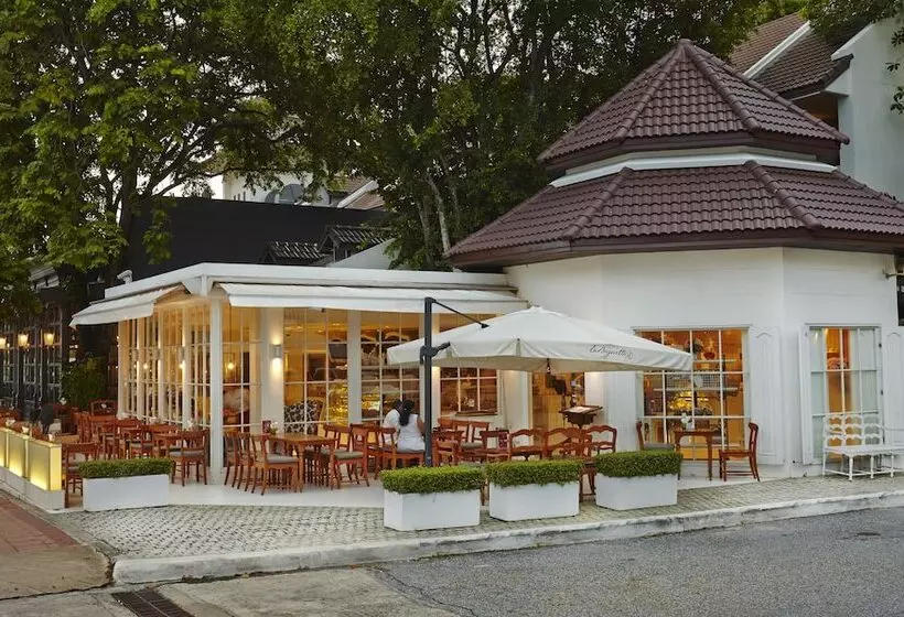 호텔 Woodlands Suites Serviced Residences   Sha Extra Plus