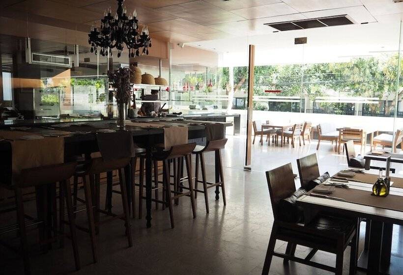 Otel Woodlands Suites Serviced Residences   Sha Extra Plus