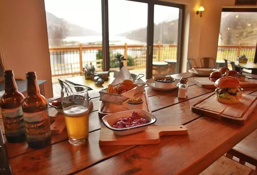 Macdonald Hotel & Cabins