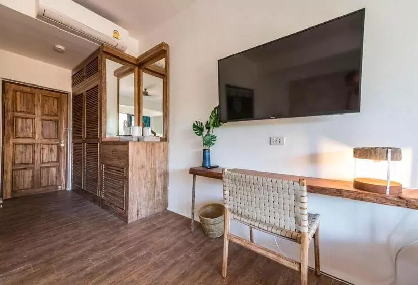 ユースホステル By The Sea Koh Mak Boutique Guesthouse