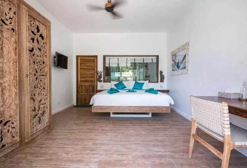 ユースホステル By The Sea Koh Mak Boutique Guesthouse