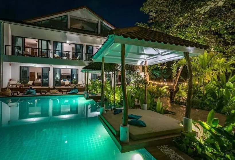 ユースホステル By The Sea Koh Mak Boutique Guesthouse