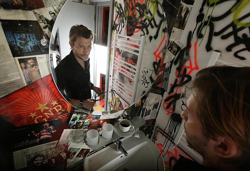 ユースホステル Rocker's Inn