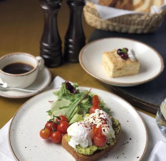 فندق готель скіфія