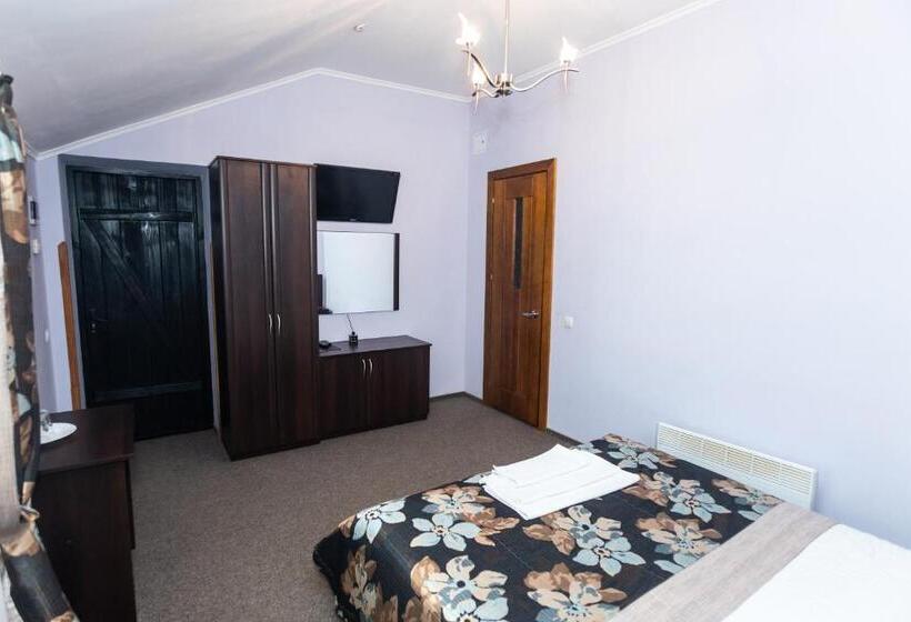 فندق готель скіфія