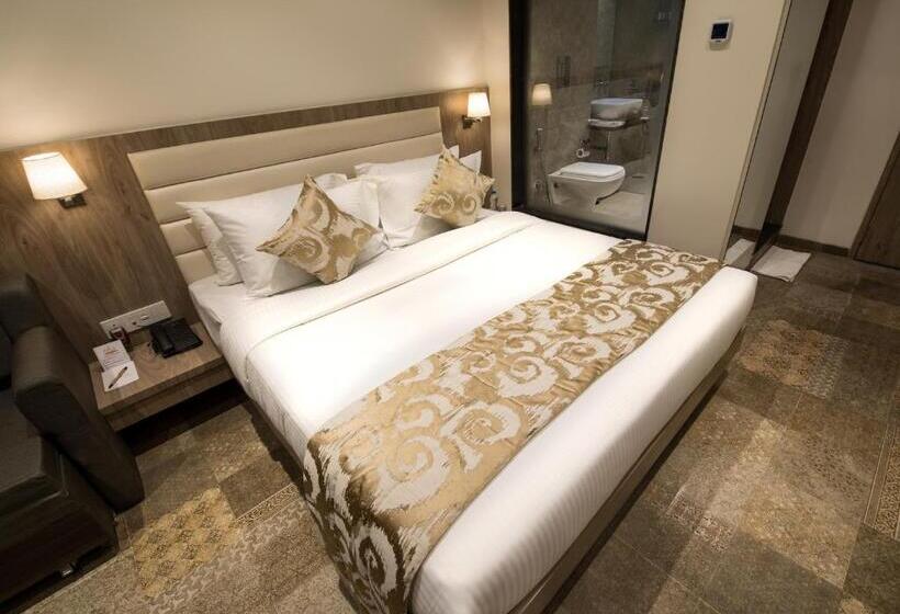 Otel Enrise By Sayaji Ahmednagar