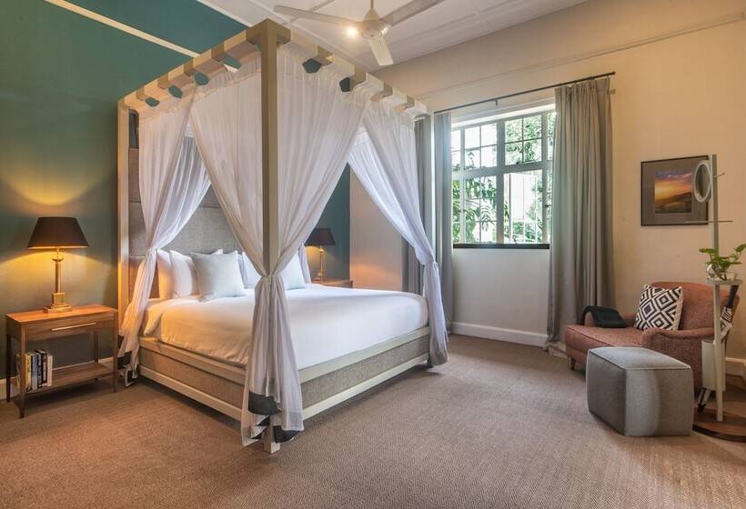 ホテル Nine Skies