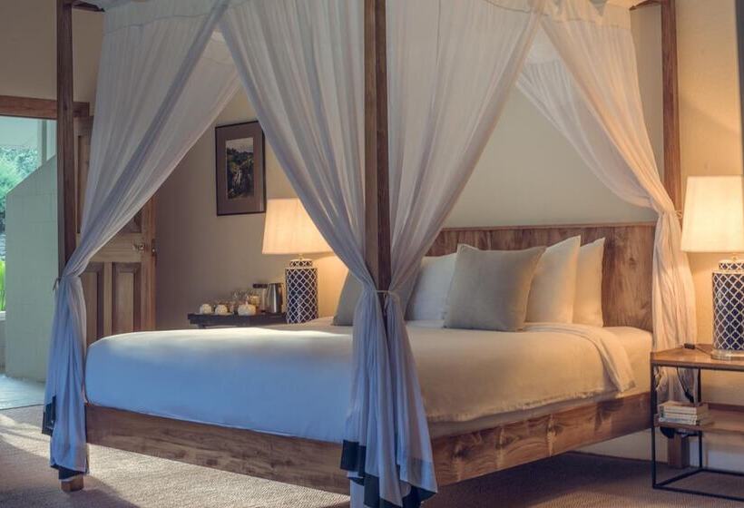 ホテル Nine Skies