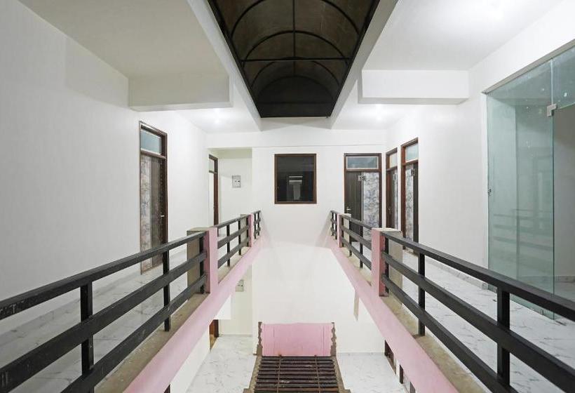 Hotel Oyo 40002 The Rejoice