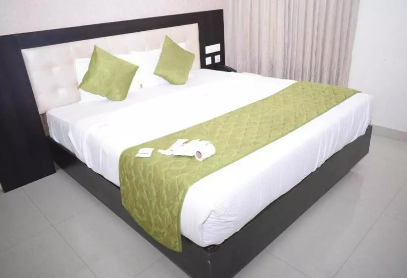 Hotelli Shri Subham Residency