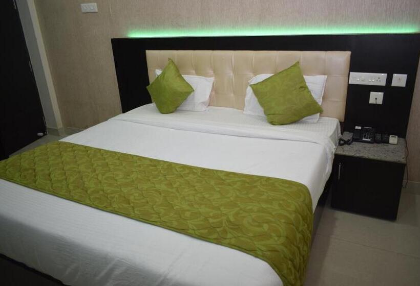 Hotel Shri Subham Residency