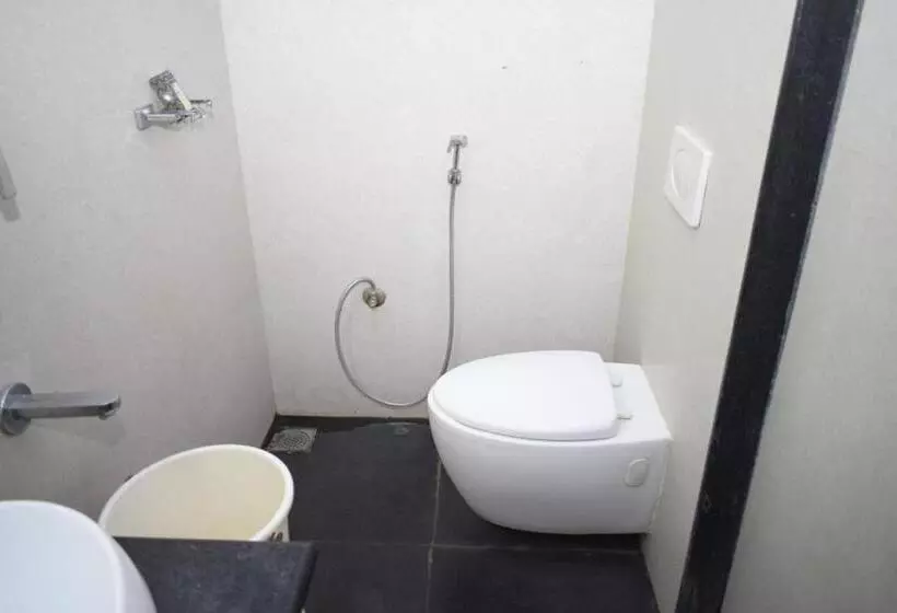 Hotelli Shri Subham Residency