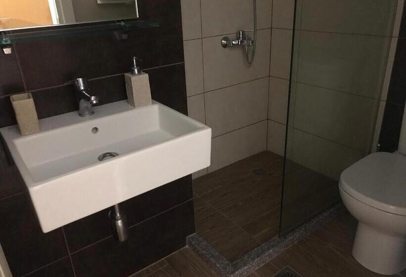 膳宿费 Vial Rooms