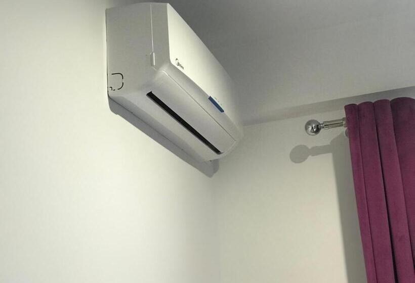 膳宿费 Vial Rooms