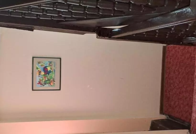 پانسیون Guest House The House