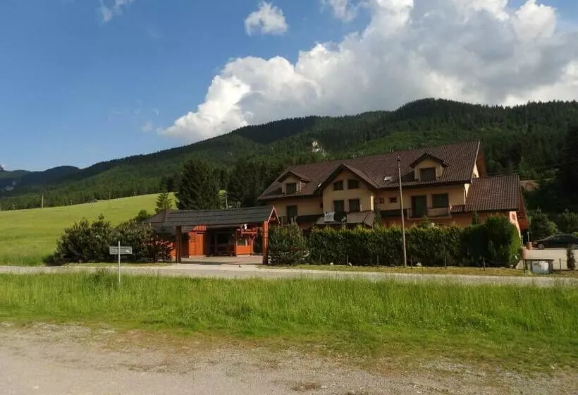 پانسیون Penzion Montana