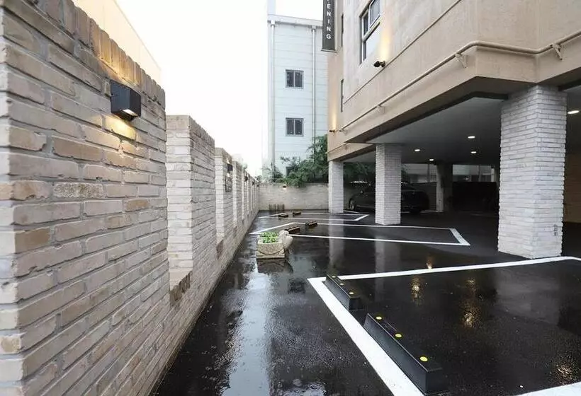 هتل Chuncheon Pine Tree