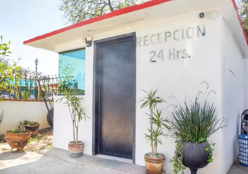 ホテル San Vicente By Oyo Rooms