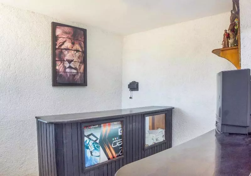 ホテル San Vicente By Oyo Rooms