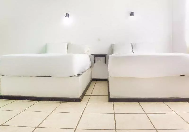 ホテル San Vicente By Oyo Rooms