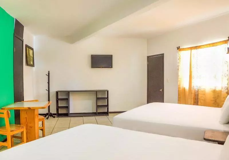 ホテル San Vicente By Oyo Rooms