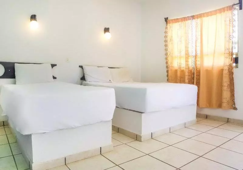 ホテル San Vicente By Oyo Rooms